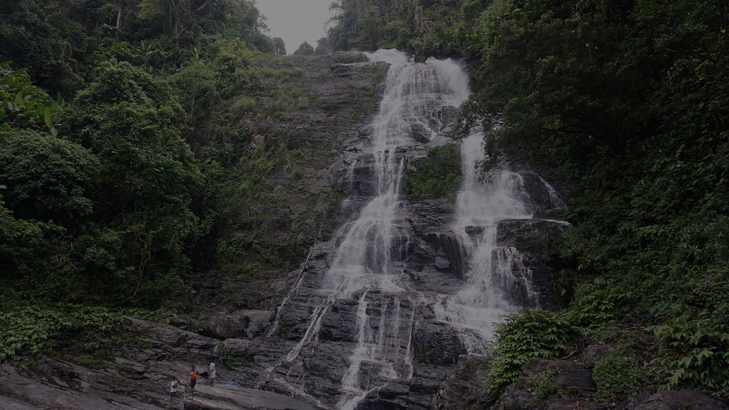 Vang Kheo Waterfall